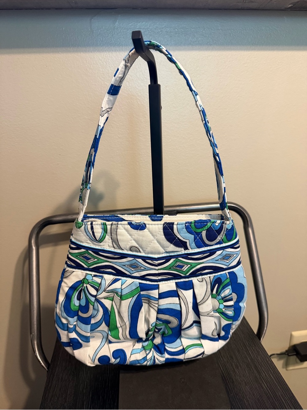 Vera Bradley Hannah Bag Mediterranean White Retired Print